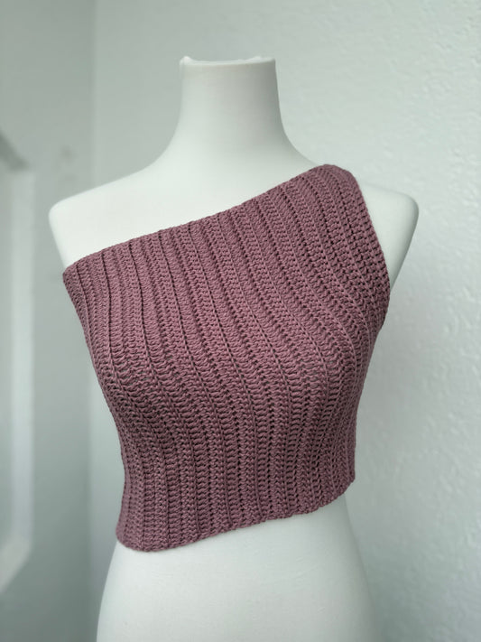 Asymmetrisches Häkel-Oberteil – Schulterfrei in Mauve | Größe S