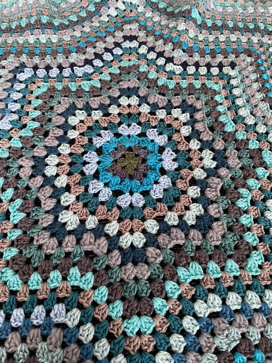 Gehäkelte Stern-Decke – 8 Zacken in Blau/Grau/Türkis | Granny-Stitch