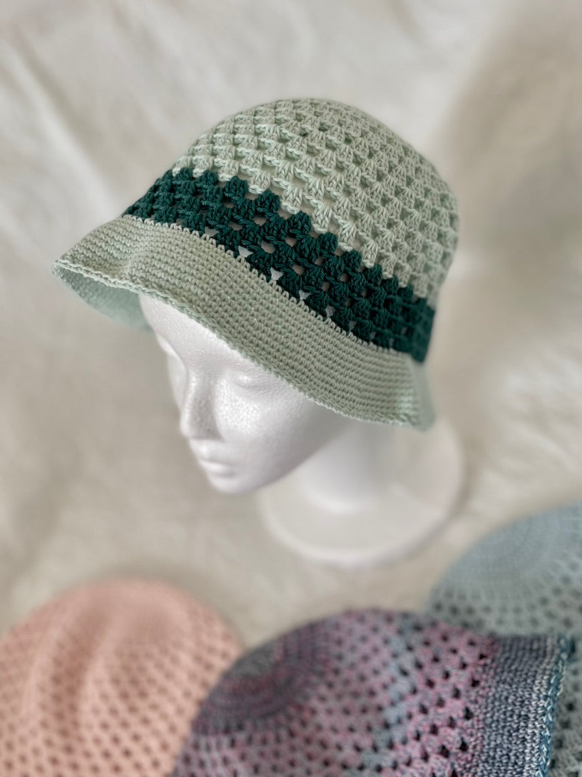 Fischerhut - gehäkelter Buckethat aus Baumwolle, Gr. 58cm
