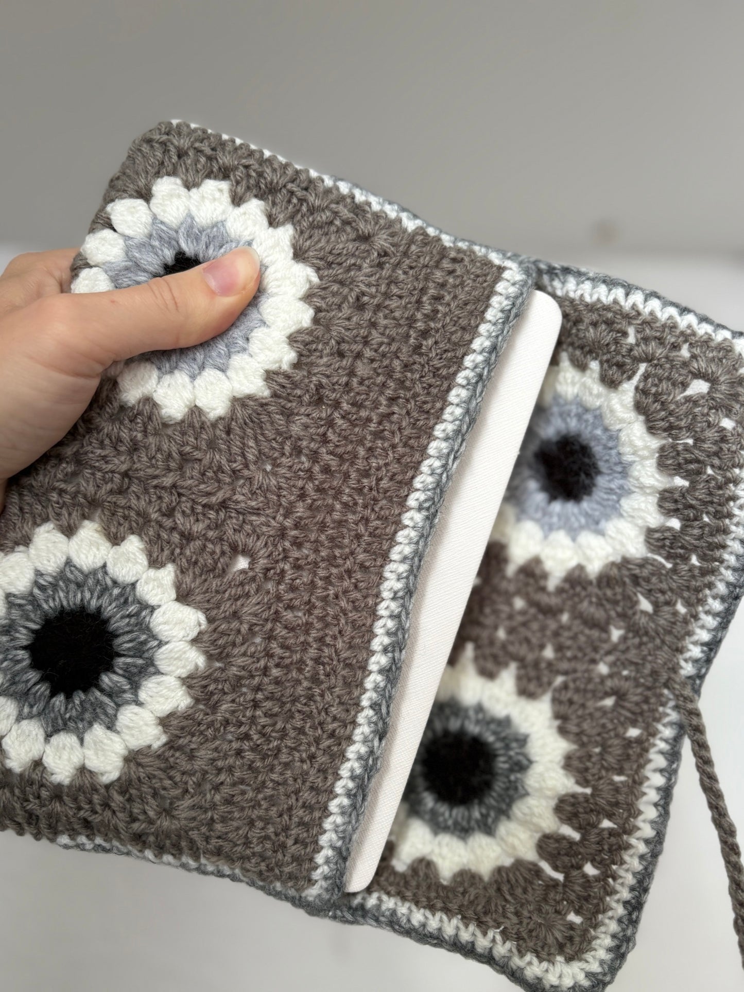 Buchhüllen mit Klappe für A5 Bücher, aus Acryl