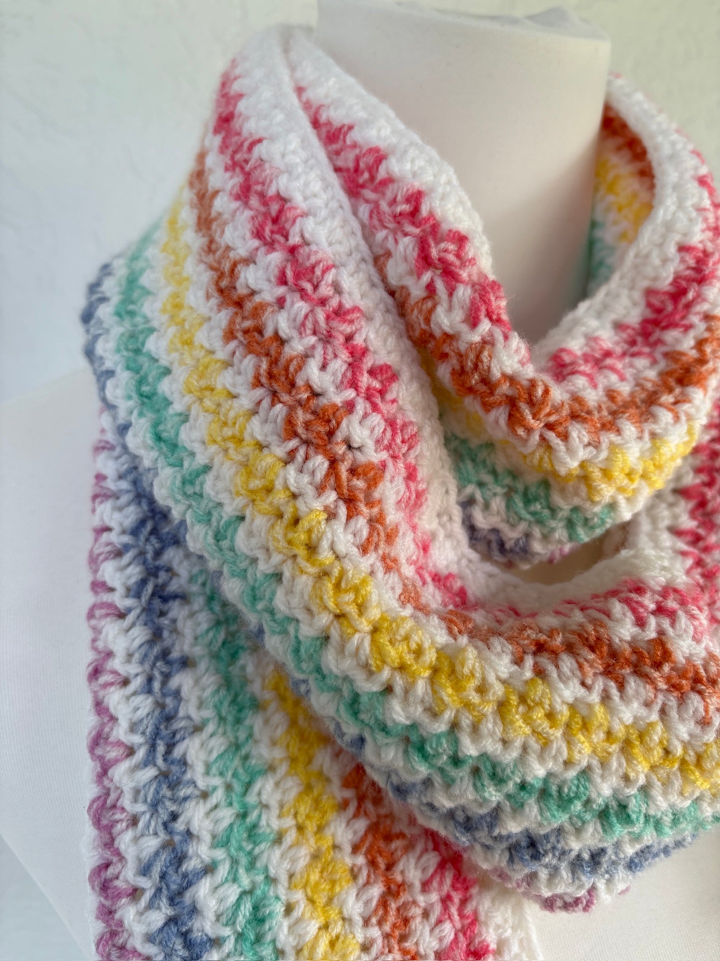 Regenbogen-Schal aus Polyacryl, 215cm lang