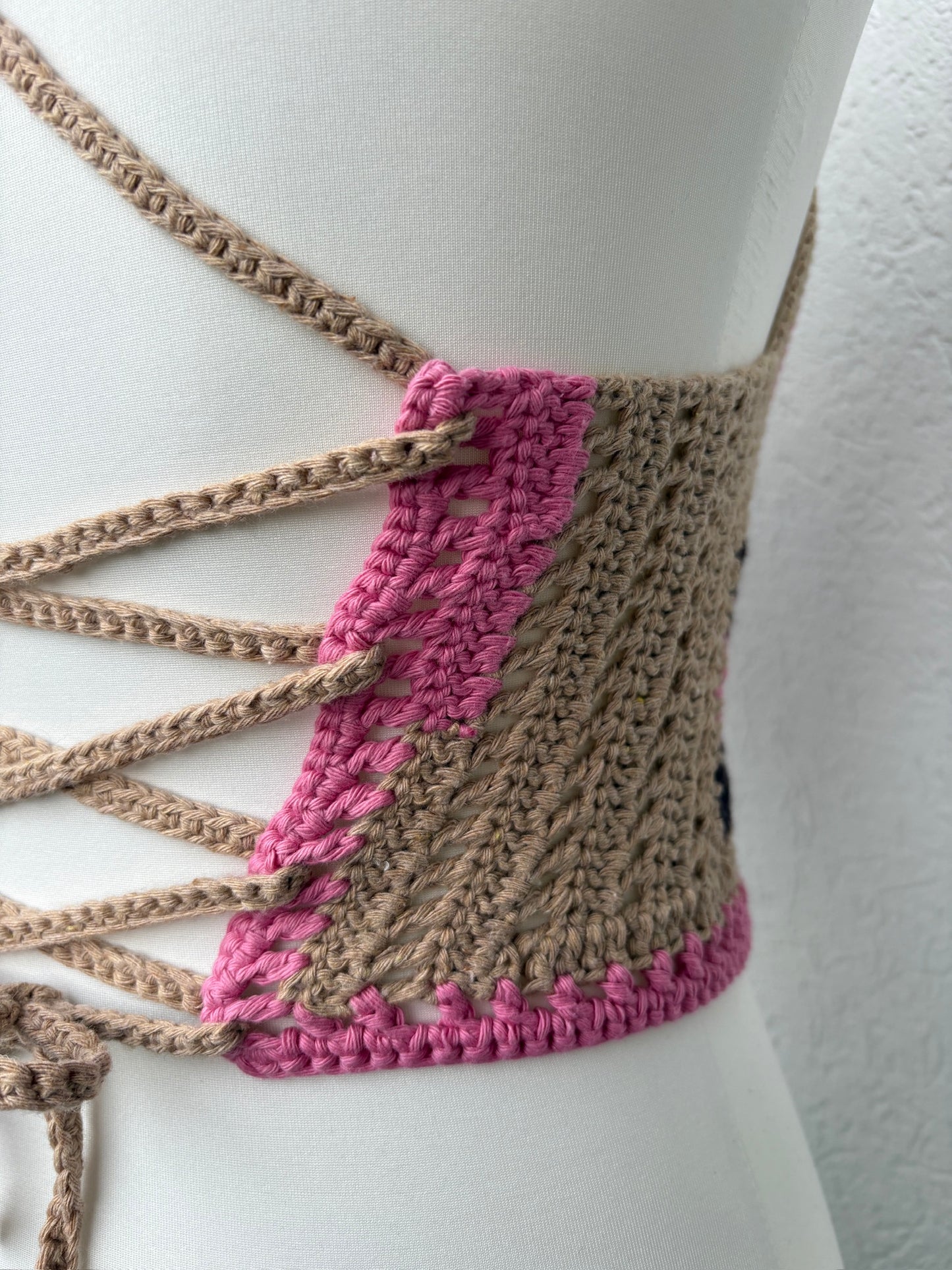 Gehäkeltes Bralette – Rosa/Braun/Beige | Größe S